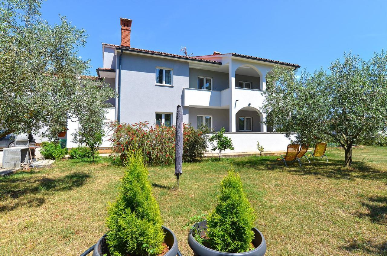 Apartments Elizabeta 1701 Fažana Eksteriør bilde