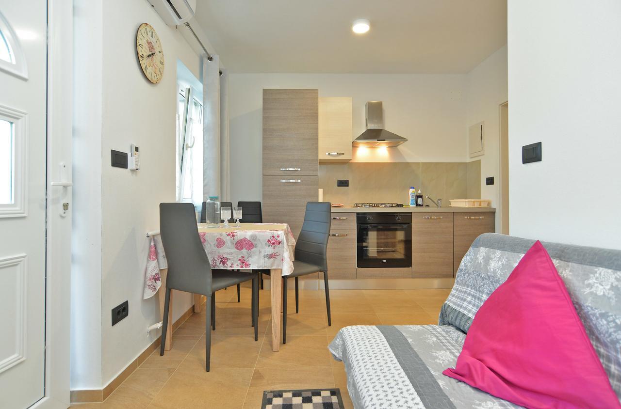 Apartments Elizabeta 1701 Fažana Eksteriør bilde